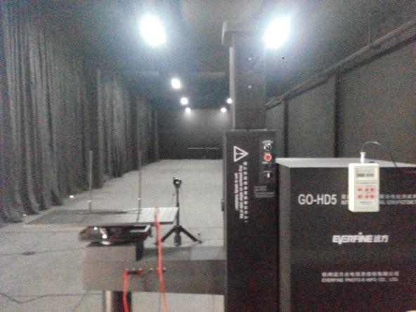 Verifique a luz do condu&ccedil;&atilde;o do laser